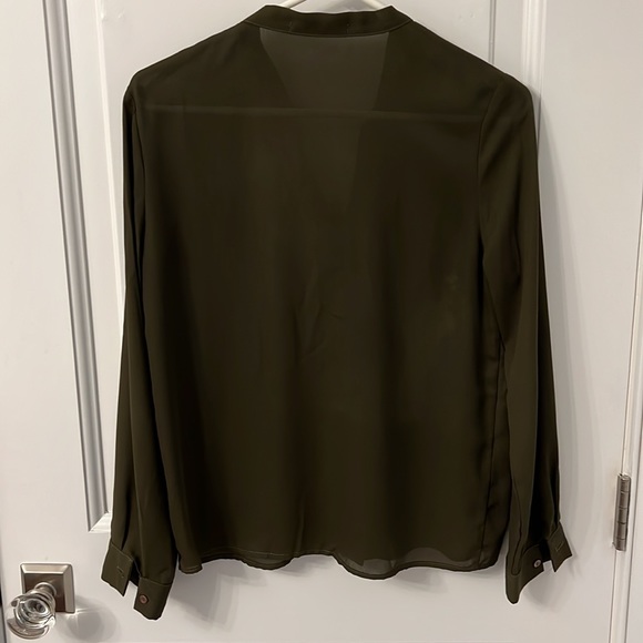 Three Eighty Two Army Green Blouse with Bow Size XS - Picture 4 of 11